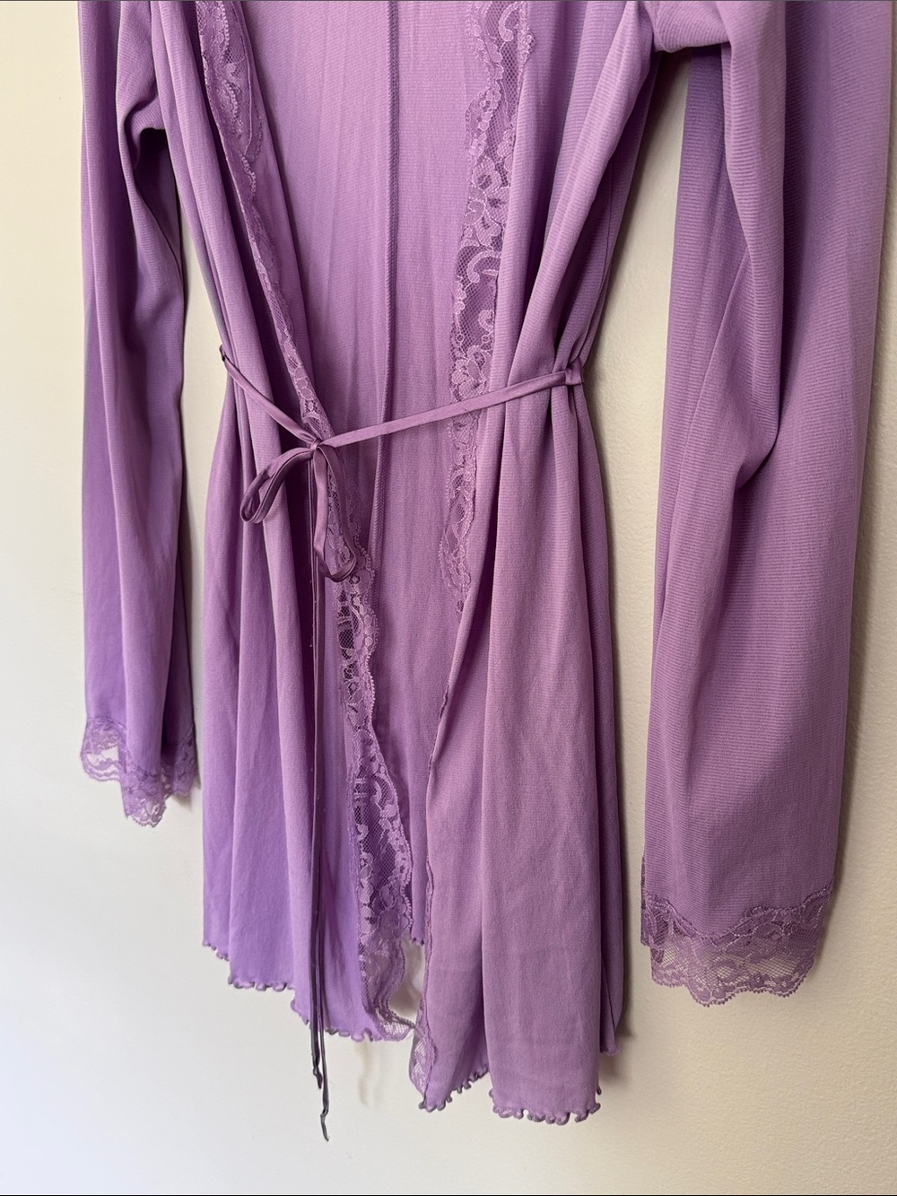 Victoria's Secret Lilac Lace-Trim Wrap Robe - Picture 4 of 4